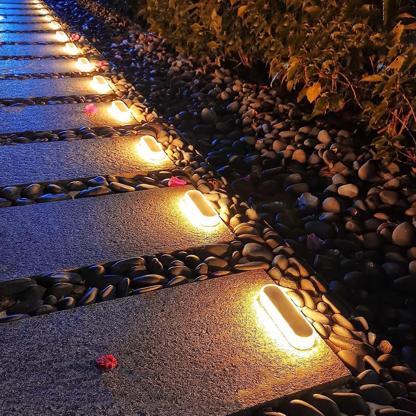 4 Pack Solar Deck Lights IP68 Waterproof Auto On Off LED Step Lights